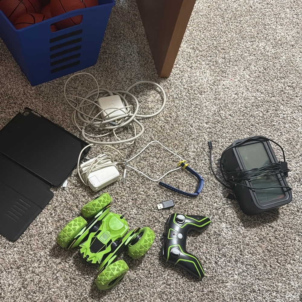 Electronics apple